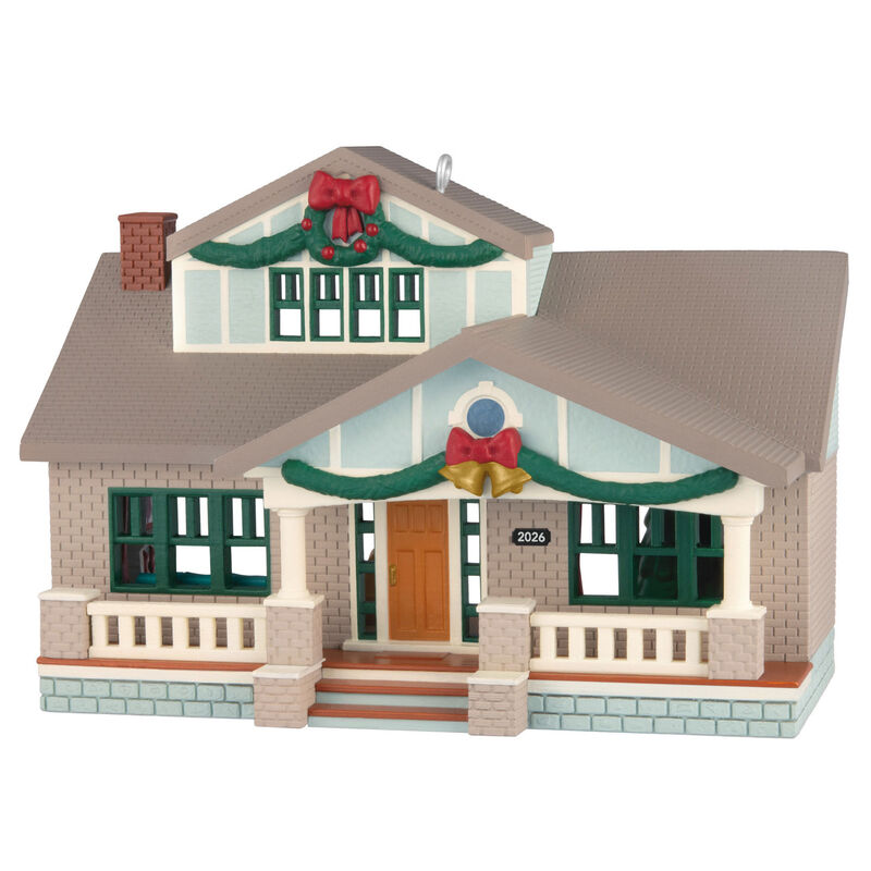 Arts-Crafts-House-Keepsake-Ornament_5QXR8005_01