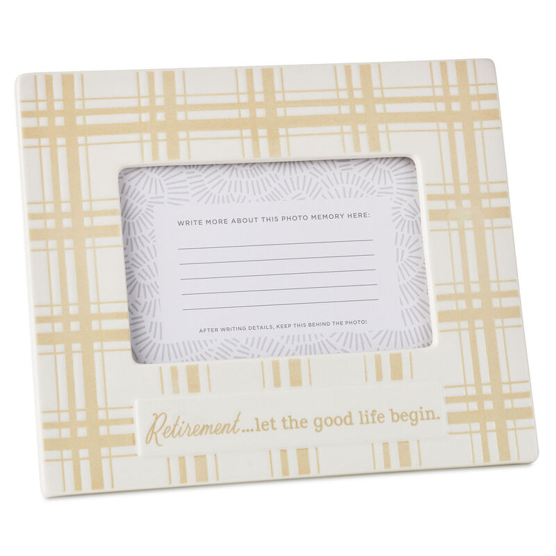 Beige-and-White-Plaid-Retirement-4x6-Picture-Frame_1CAP1342_01