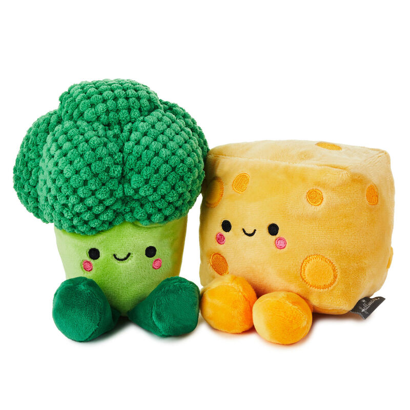Better-Together-Broccoli-and-Cheese-Magnetic-Plush_1KID1649_01