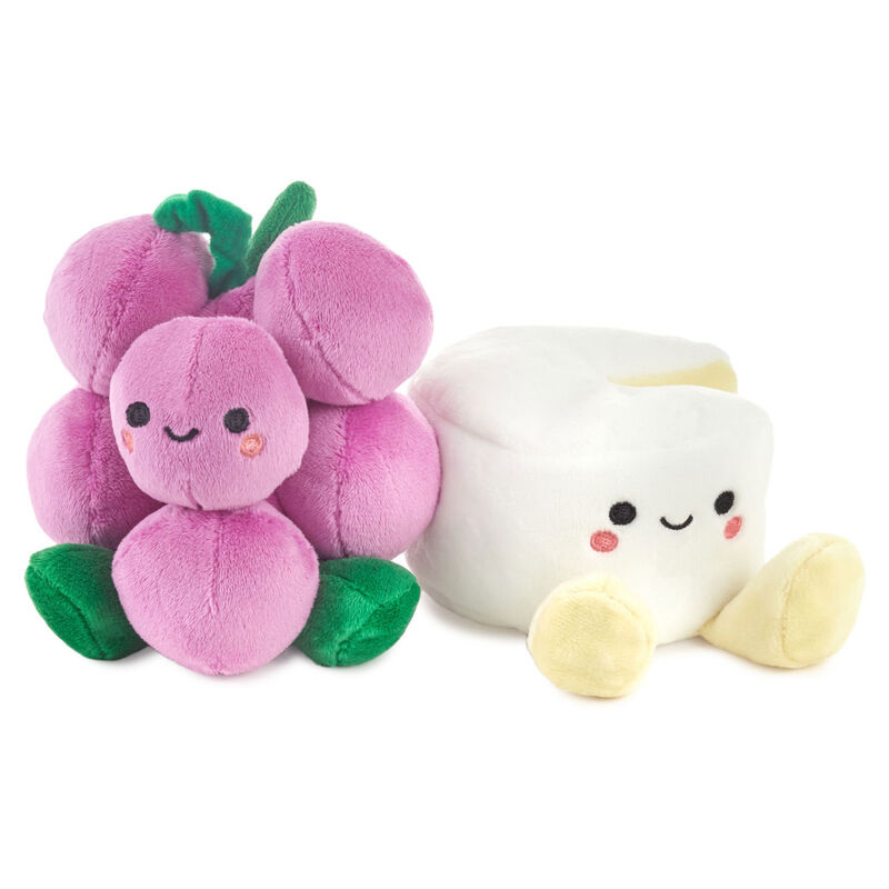 Better-Together-Grapes-and-Cheese-Magnetic-Plush_1KID1656_01