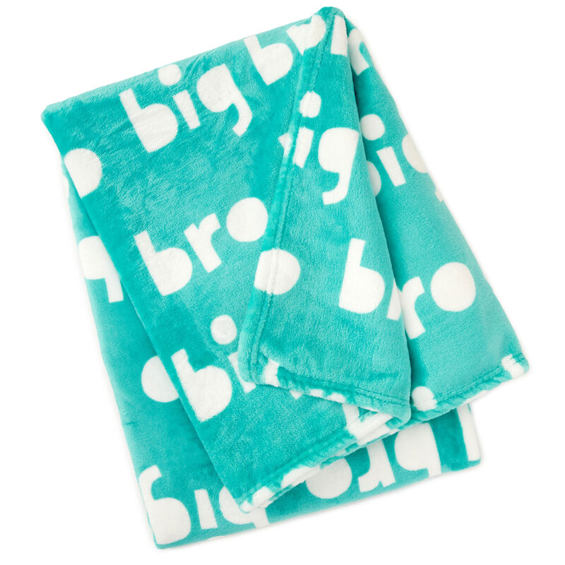 Big-Bro-Fleece-Blanket_1BBY4844_01