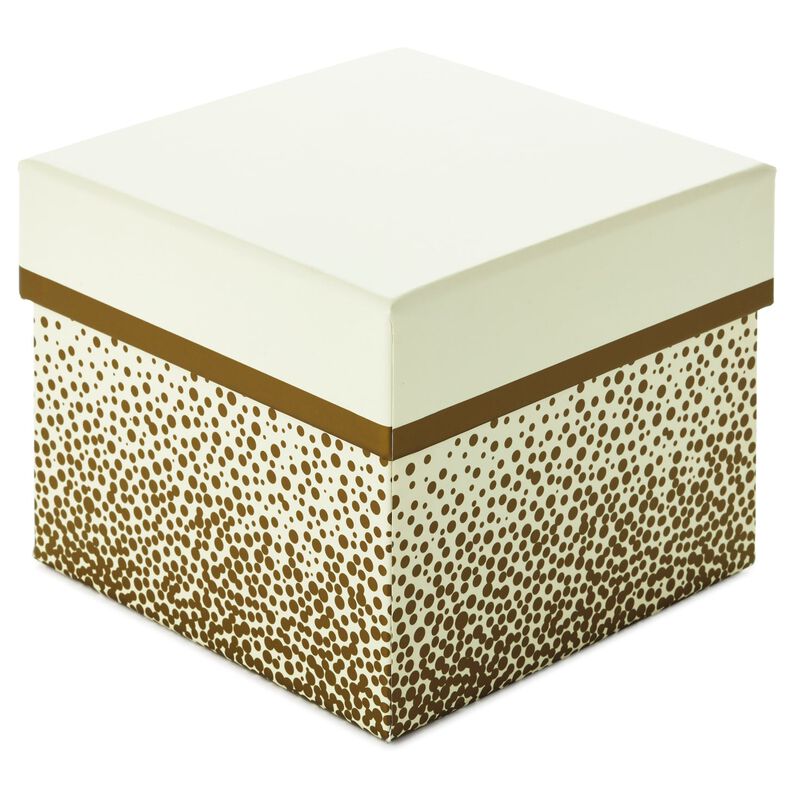 Champagne-Bubbles-Medium-Square-Ivory-Gift-Box_649EBC1837_01