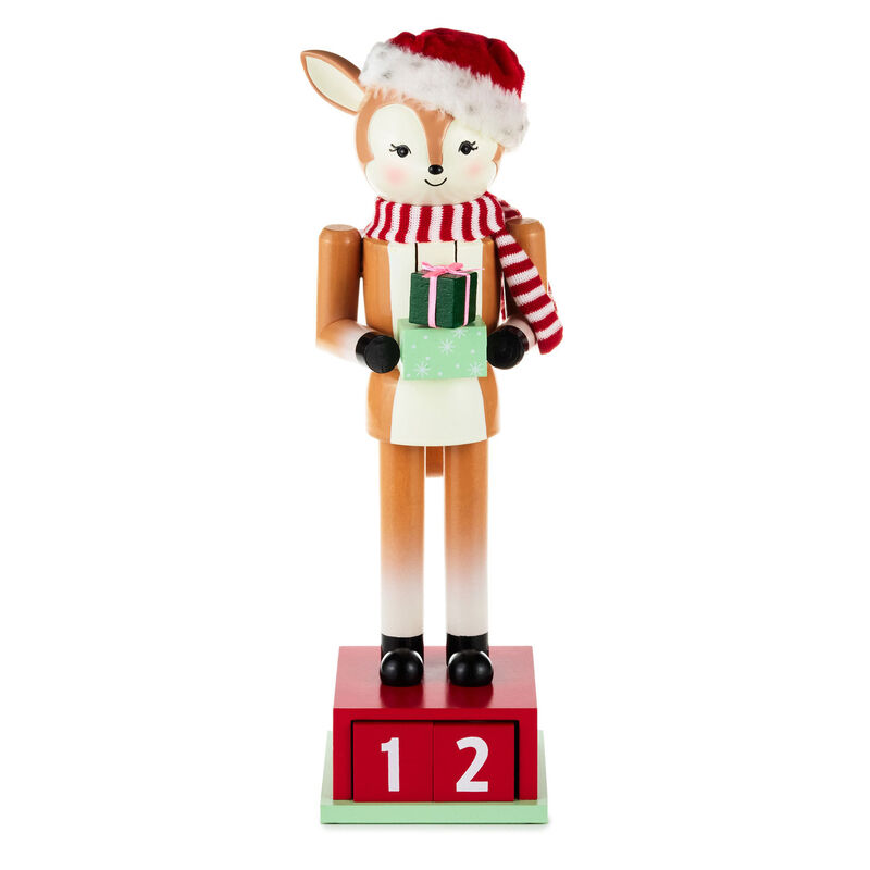 Countdown-Calendar-Reindeer-Wood-Figurine_1XKT9070_01