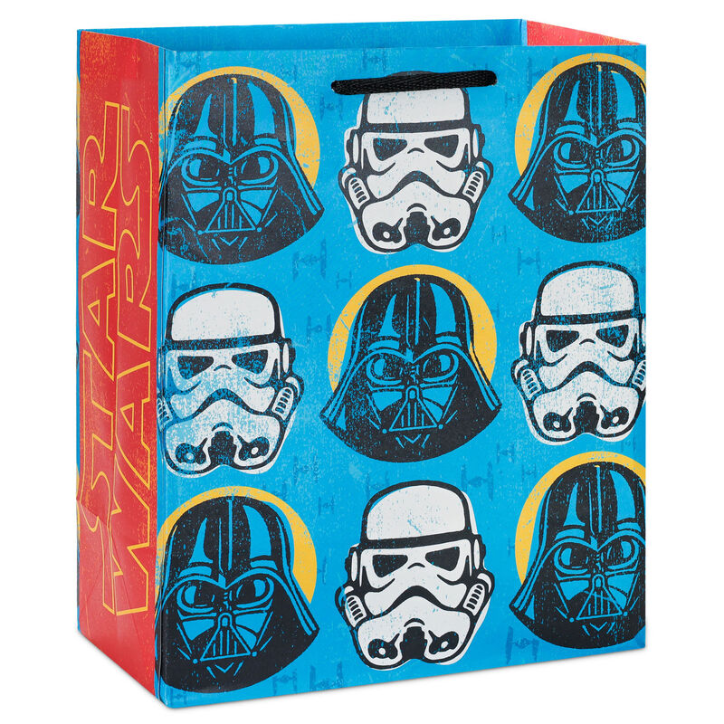 Darth-Vader-and-Stormtrooper-Helmets-Medium-Gift-Bag_3EGB7941_01