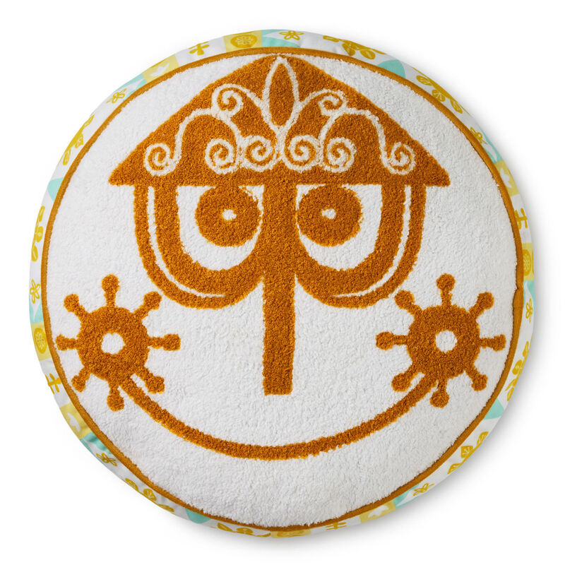 Disney-Its-a-Small-World-Round-Clock-Face-Pillow_1DYG2163_01
