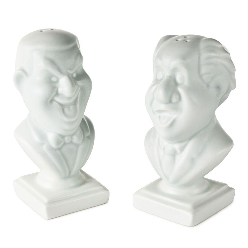 Disney-The-Haunted-Mansion-Salt-and-Pepper-Shakers_1HGN1588_01