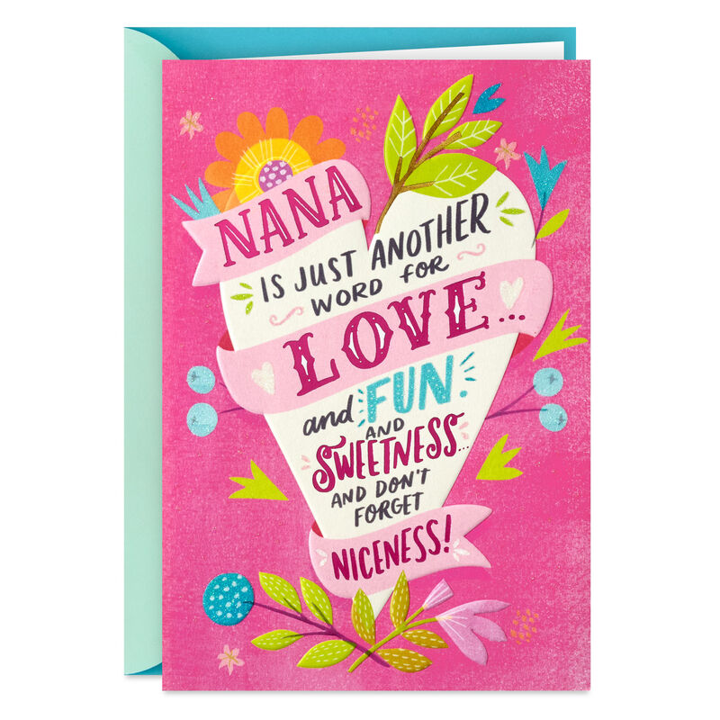 Floral-Heart-PopUp-Birthday-Card-for-Nana_499FBD4700_01