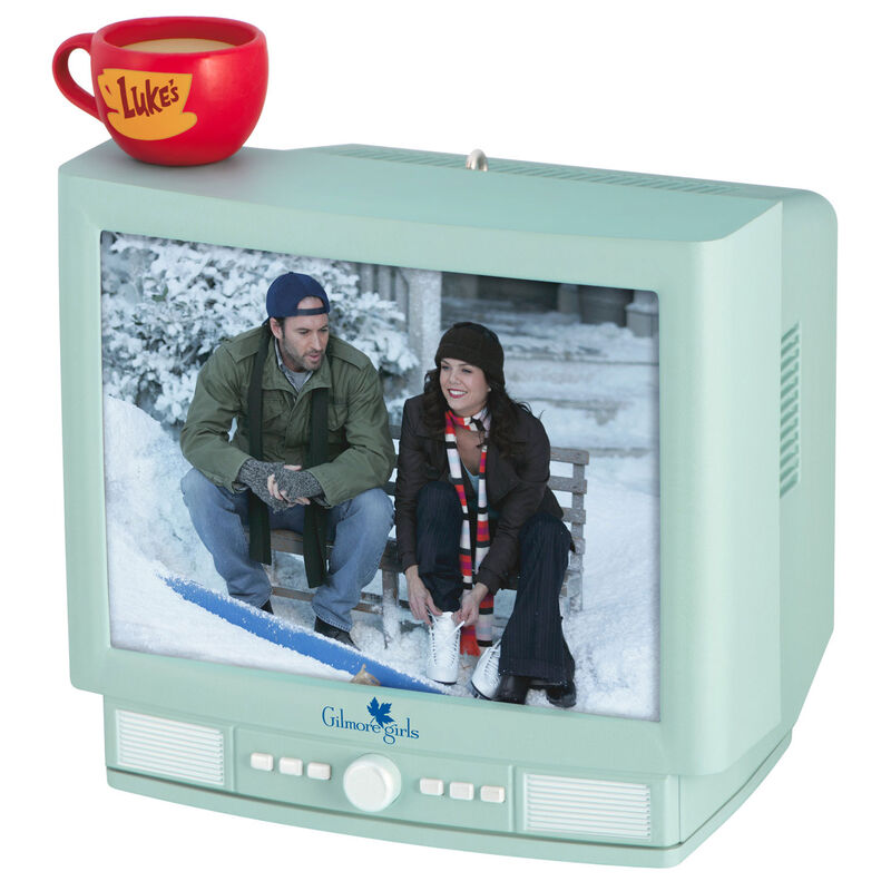 Gilmore-Girls-TV-Keepsake-Ornament_5QXI1606_01