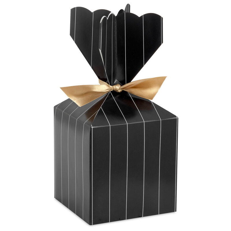 Gold-Pinstripe-on-Black-Vertical-Treat-Box-With-Tie_399EBC4904_01
