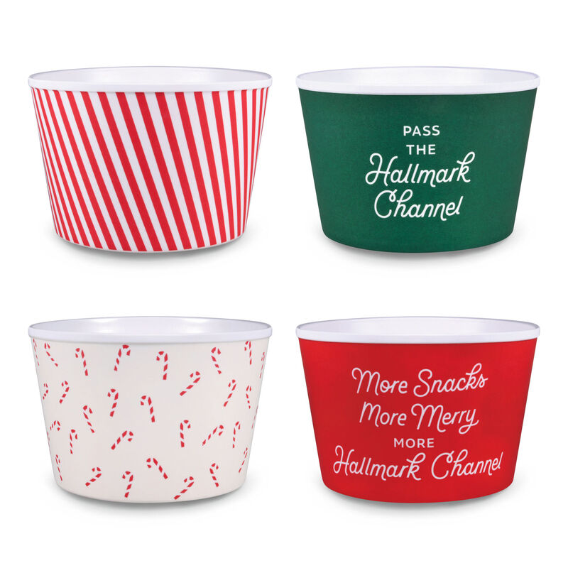 Hallmark-Channel-Christmas-PopcornSnack-Bowl-Set_1XKT8016_01