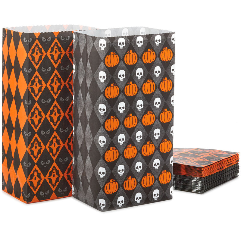 Halloween-Assorted-Paper-Treat-Bags_5HGB1881_01
