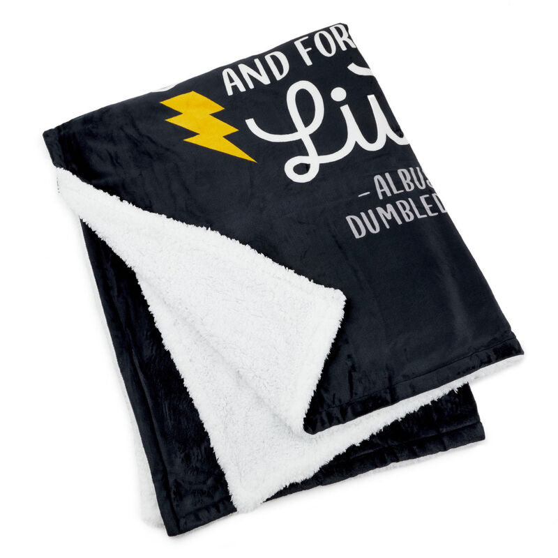 Harry-Potter-Dwell-on-Dreams-JerseyFleece-Blanket_1HPO1100_01