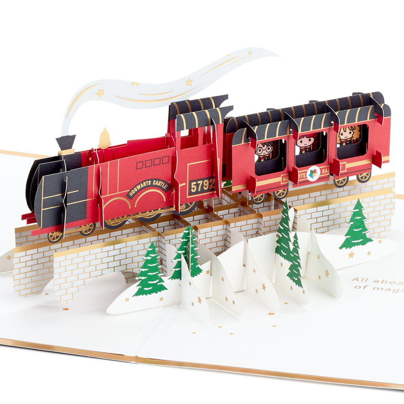 Harry-Potter-Hogwarts-Express-3D-PopUp-Christmas-Card_1499IXC3046_01