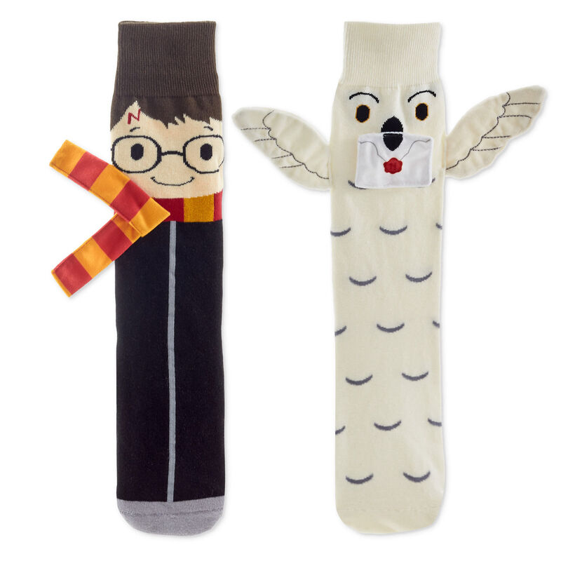 Harry-Potter-and-Hedwig-Novelty-Crew-Socks_1HPO1121_01