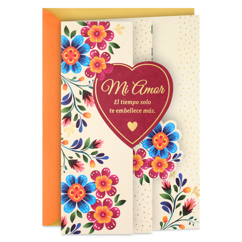 Heart-Cutout-With-Flowers-Love-Birthday-Card-in-Spanish_559BIF1376_01