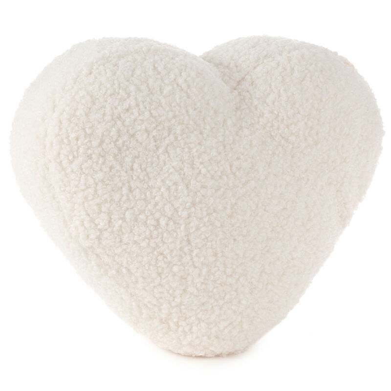 HeartShaped-Throw-Pillow-With-Pocket_1ERL1212_01