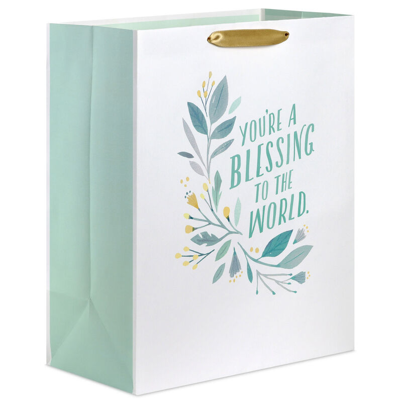 Lettering-With-Greenery-on-White-Large-Gift-Bag_3EGB7983_01