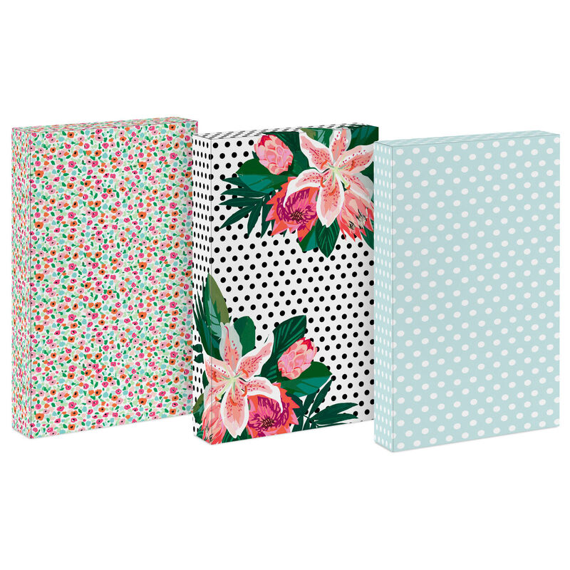 Make-her-day-with-this-set-of-three-mediumsized-gift-boxes-in-an-assortment-of-feminine-designs.-2piece-boxes-all-feature-pink-bases-with-polkadot-or-floralpatterned-tops._699EBC1886_01