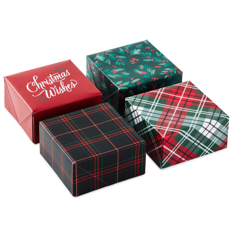 Merry-Wishes-Assortment-Small-Christmas-Gift-Boxes_5XBC1132_01