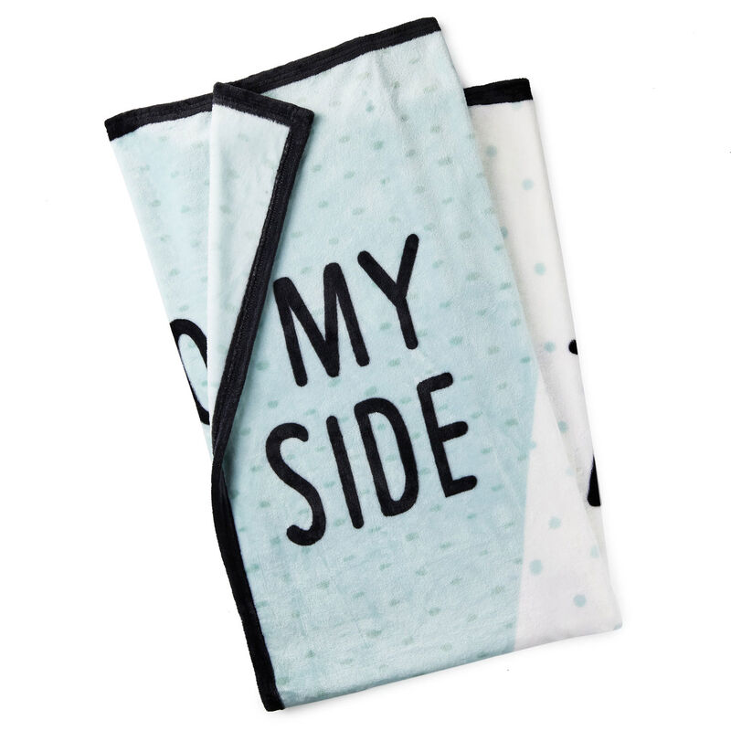 My-Side-Your-Side-Pet-Zone-Funny-Blanket_1SHX1054_01