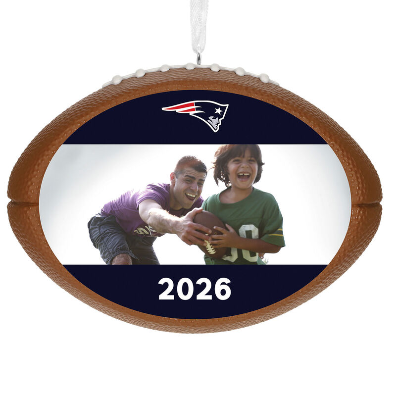 NFL-Football-New-England-Patriots-Text-and-Photo-Personalized-Ornament_2499QHE1985B15_01