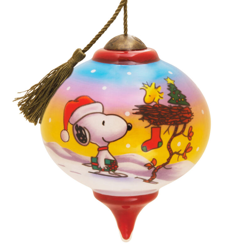 NeQwa-Art-Snoopy-and-Woodstock-Christmas-Ornament_3HCM3811_01