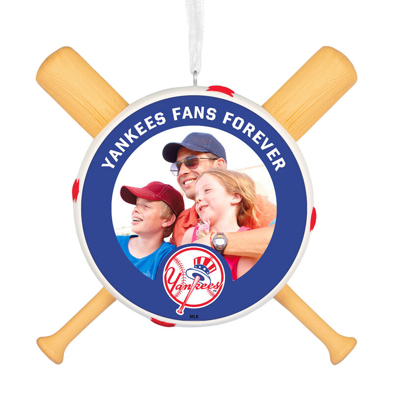 New-York-Yankees-Personalized-Photo-Text-Ornament_1QHE2155B207_01