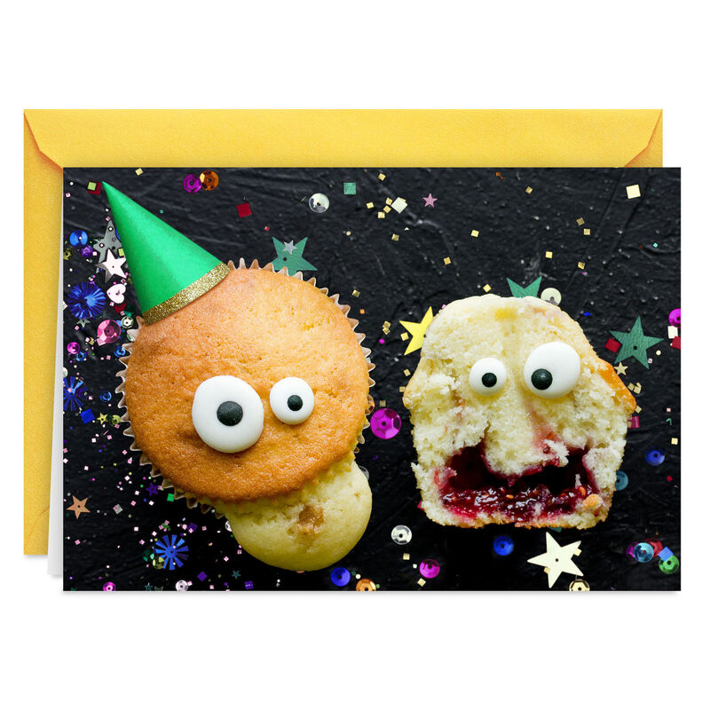 Our-Awesome-Weirdness-Muffins-Funny-Card_399ZZB6311_01