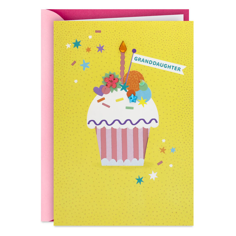 Pink-Cupcake-on-Yellow-Granddaughter-Birthday-Card_599HKB6536_01