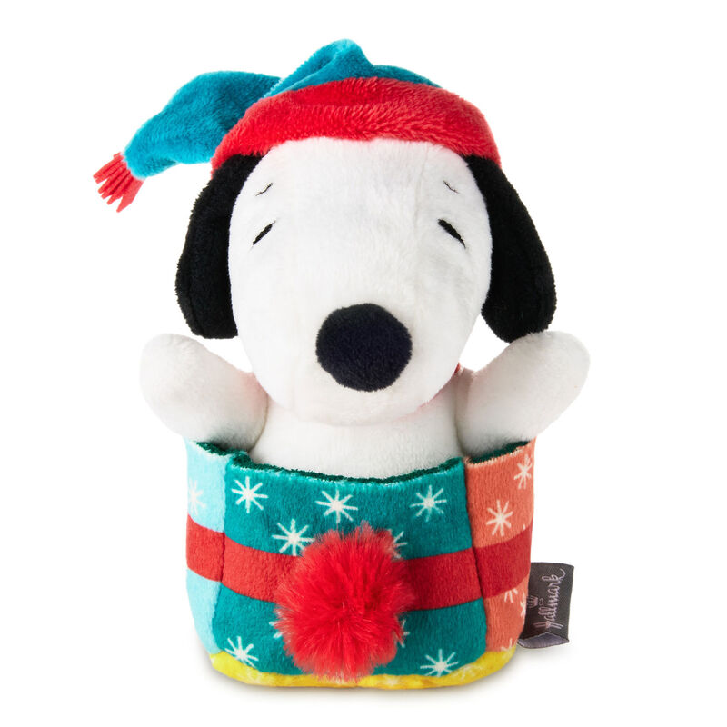 Plush-Snoopy-in-Gift-PullString-Toy_1XKT9031_01