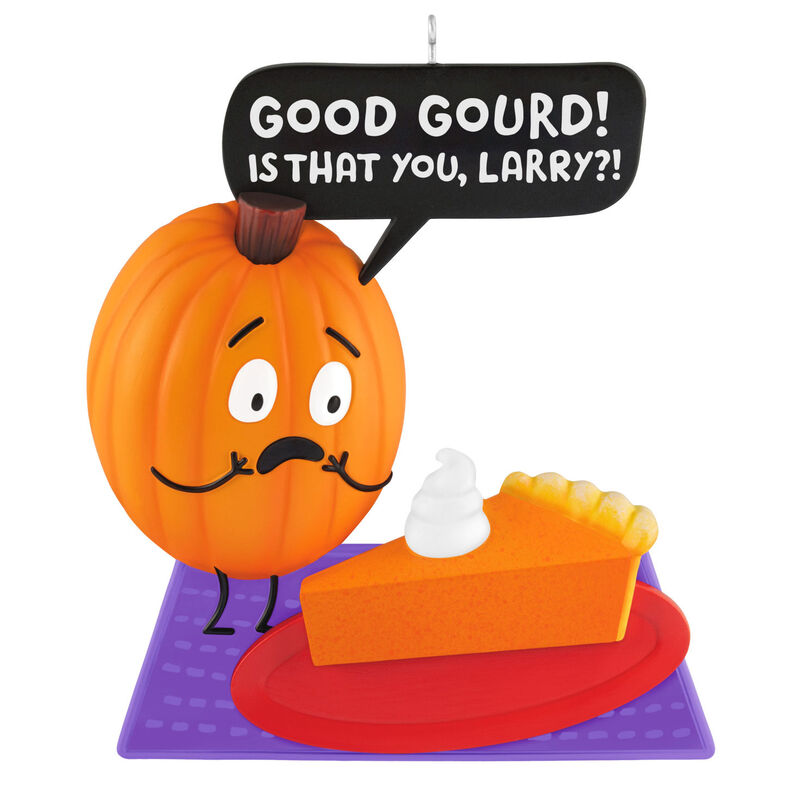 Pumpkin-Pie-Cartoon-Keepsake-Ornament_5QFO5396_01