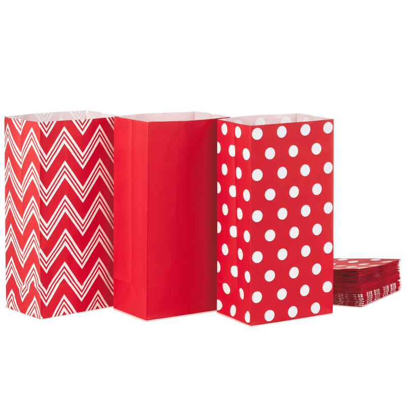 Red-Assorted-Paper-Treat-Bags_5EGB6427_01