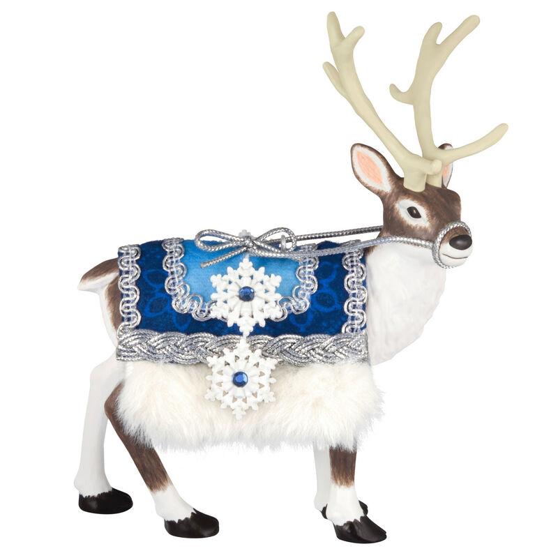 Reindeer-With-Blue-Blanket-Keepsake-Ornament_5QXE3593_01