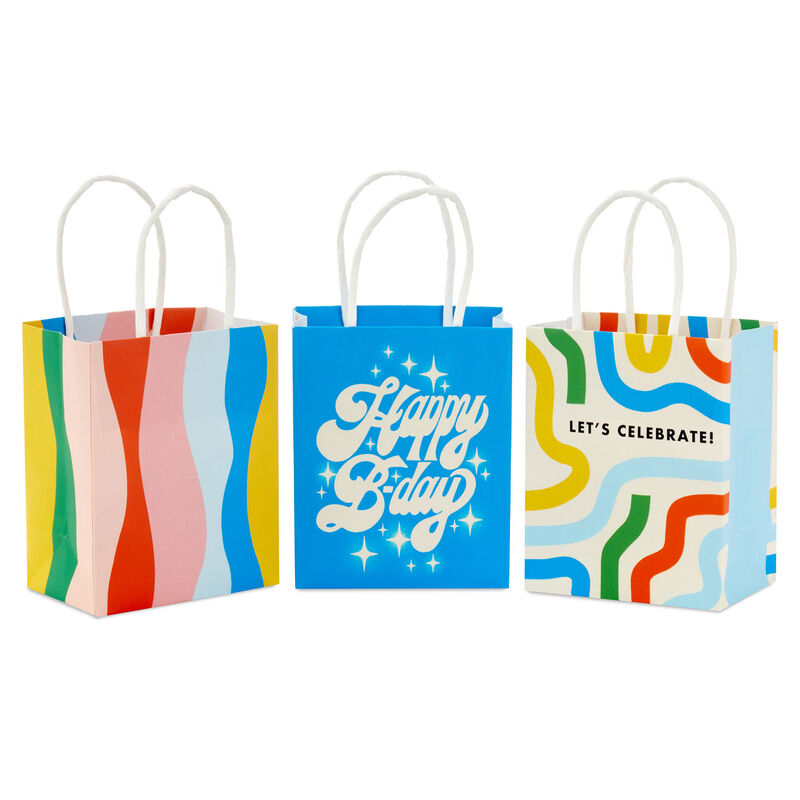 Retro-Birthday-3Pack-Gift-Card-Holder-Mini-Bags_499EBC1866_01