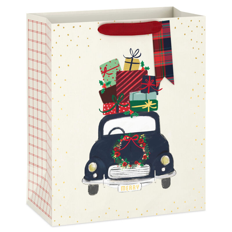 Retro-Blue-Car-on-Ivory-Christmas-Gift-Bag_1XGB8473_01