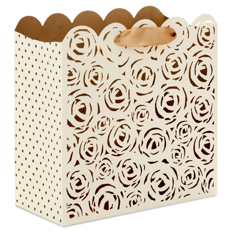 Rose-Pattern-and-PolkaDot-Large-Square-Gift-Bag_3WDB6163_01