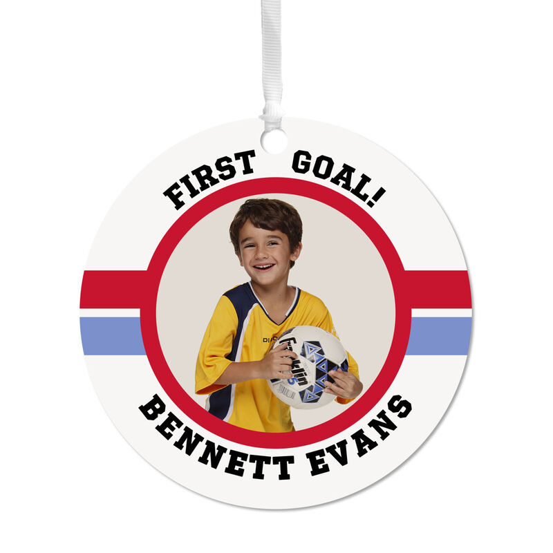 Round-Soccer-Personalized-Ornament_1OFM1006B10_01