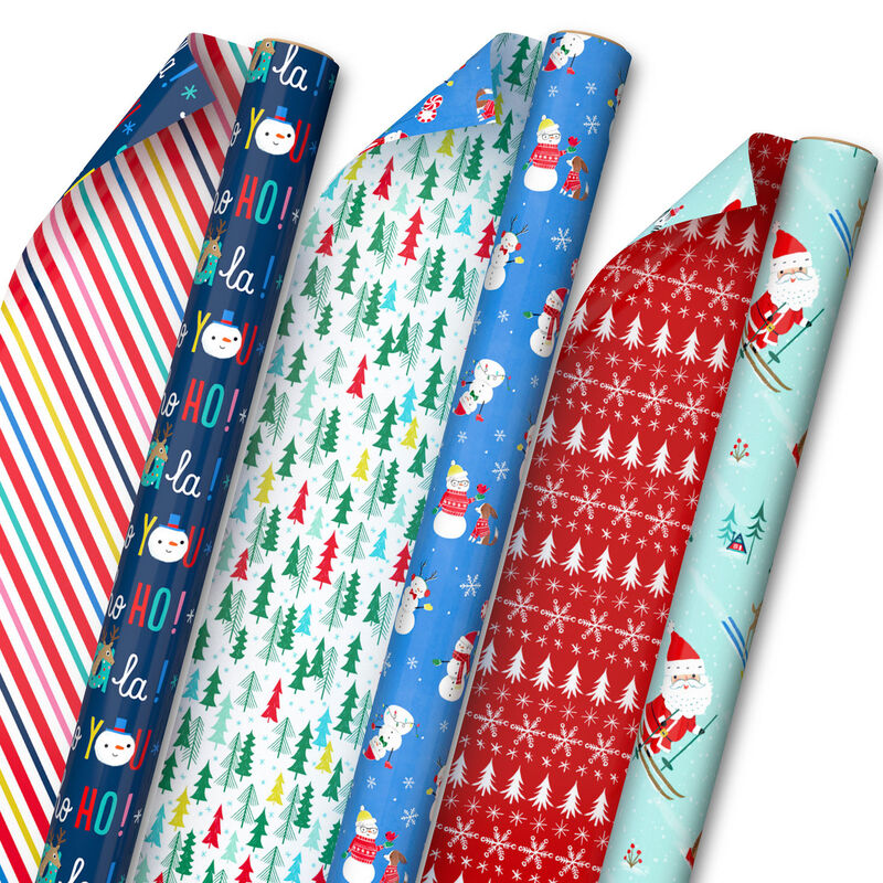 Santa-and-Friends-3Pack-Reversible-Christmas-Wrapping-Paper_5JXW1254_01