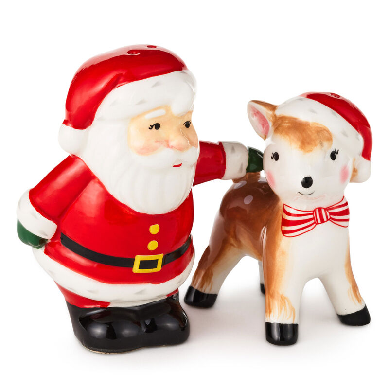 Santa-and-Reindeer-Salt-and-Pepper-Shakers_1XKT9079_01