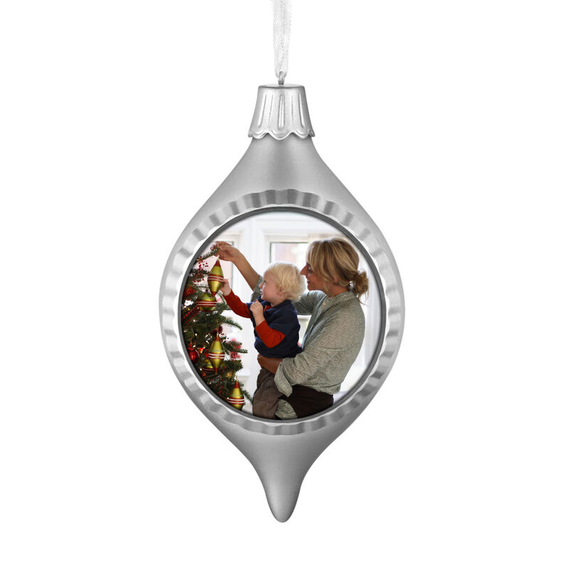Silver-Bauble-Personalized-Photo-Ornament_1QHE2156B1_01