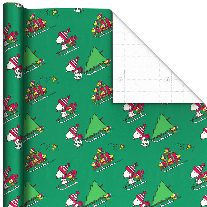 Sledding-Snoopy-on-Green-Holiday-Gift-Wrap-Roll_1XLR2832_01
