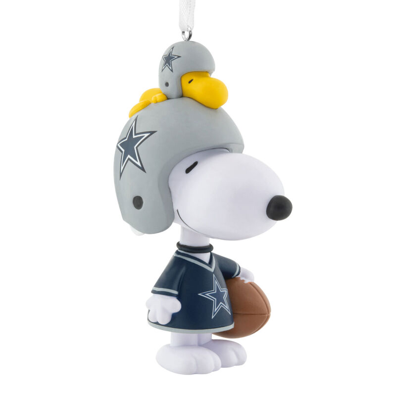 Snoopy-Dallas-Cowboys-Christmas-Ornament_3HCM5942_01