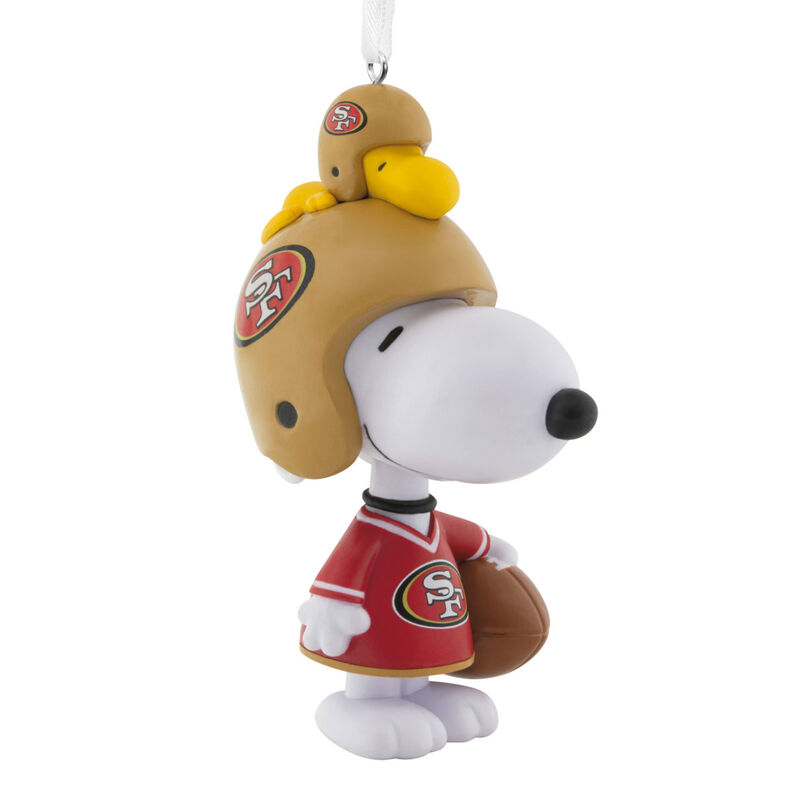 Snoopy-San-Francisco-49ers-Christmas-Ornament_3HCM5951_01