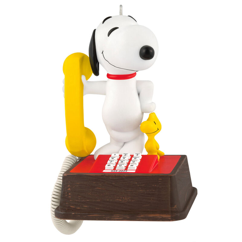 Snoopy-Telephone-Keepsake-Ornament_5QXI8722_01