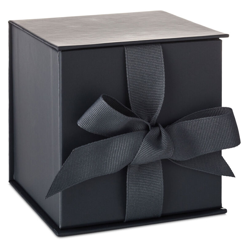 Solid-Gray-Small-Square-Gift-Box_499EBC4891_01