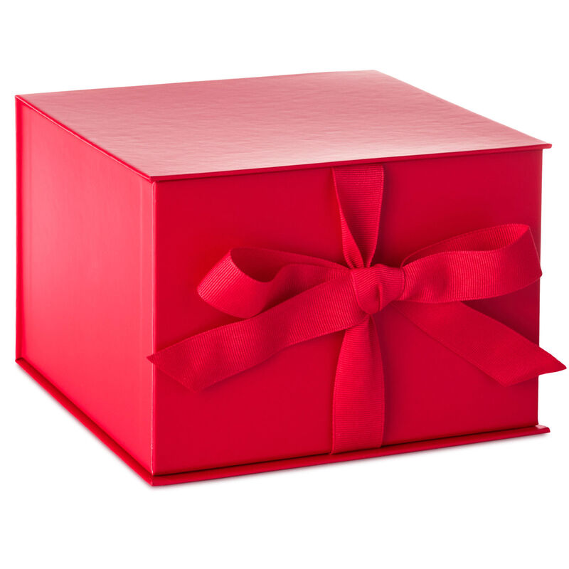 Solid-Red-Large-Square-Gift-Box_699EBC4896_01