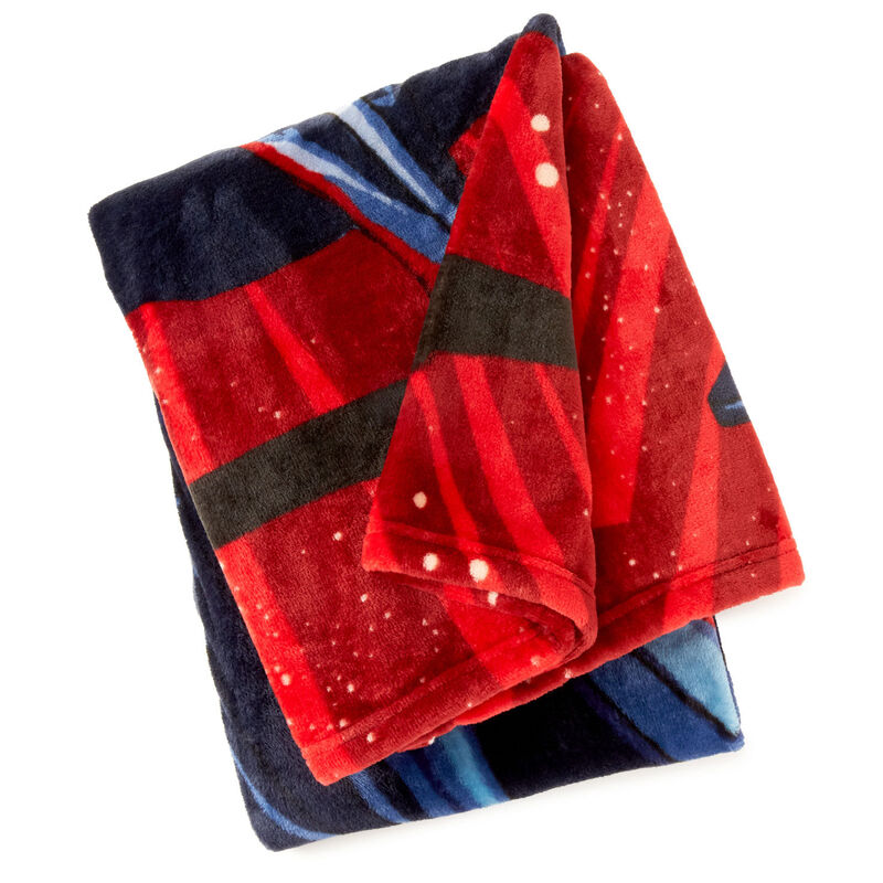 Star-Wars-Darth-Vader-Dark-Side-Fleece-Blanket_1SHP2159_01