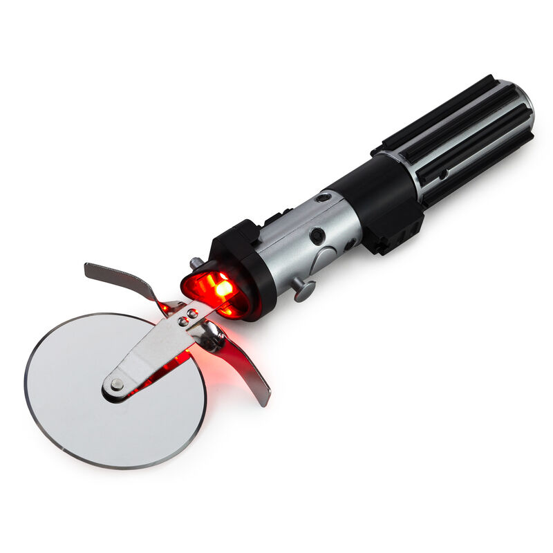 Star-Wars-Vader-Lightsaber-Pizza-Cutter-With-Sound_1SHP2165_01
