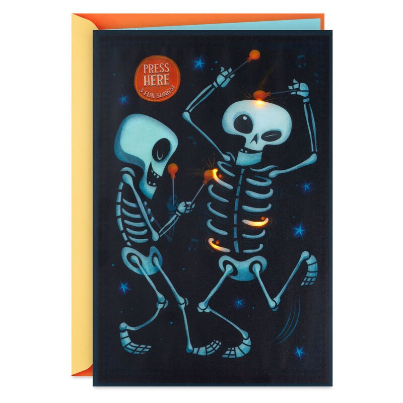 Two-Skeletons-Musical-Halloween-Card-With-Light_899HJD2023_01