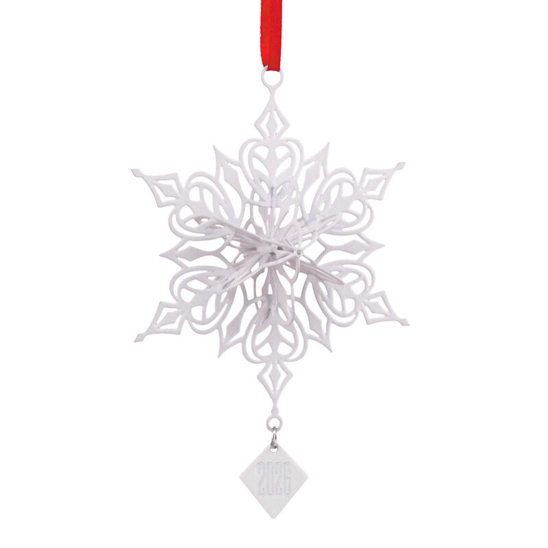 White-3D-Snowflake-2026-Charm-Christmas-Ornament_1HGO3758_01